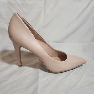 NWT - Elegant Nude Stiletto Heels